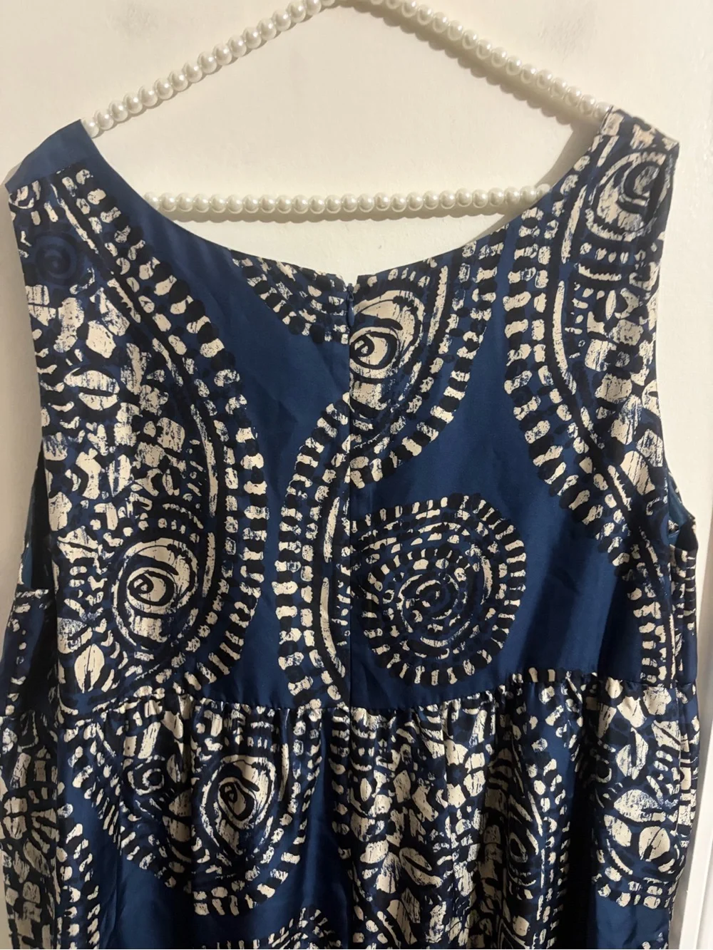 Michael Kors Navy and Cream Sleeveless Midi Dress Sillk